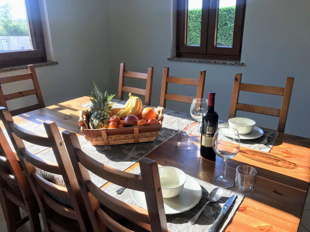 Villa Daisy Tar-Vabriga Kültér fotó